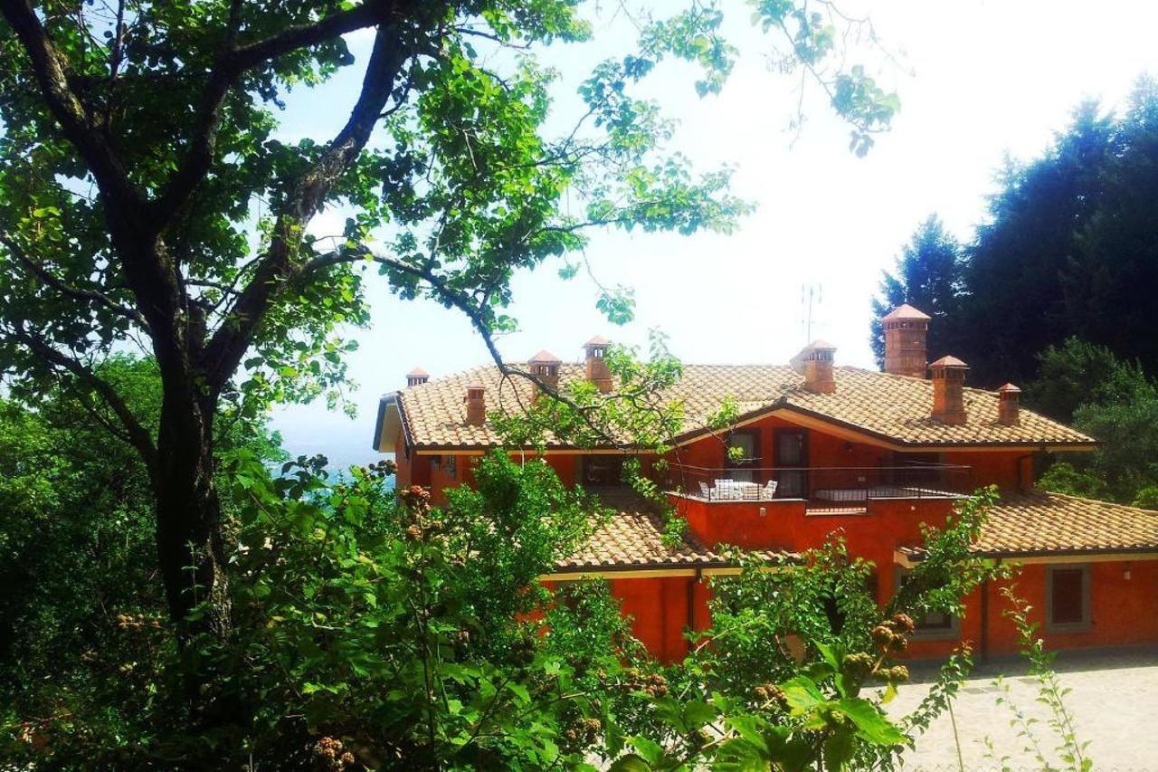 Agriturismo Il Falco ヴェッレトリ エクステリア 写真